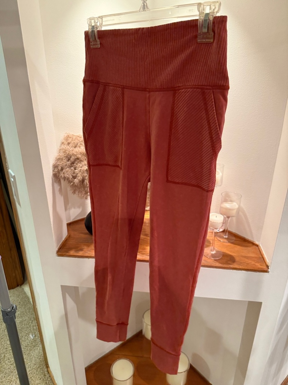 aerie Ribbed Waist Jogger Pants in Rust